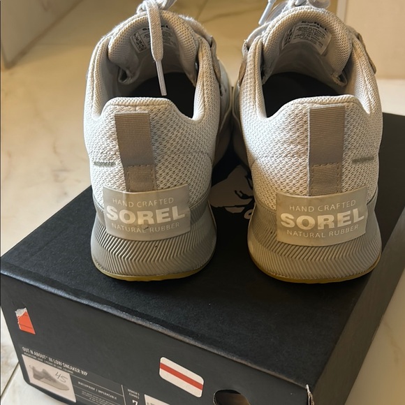 Sorrel Gray Athletic Shoes - Picture 4 of 10